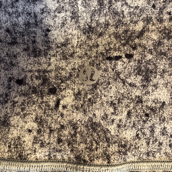 lululemon legging - Picture 2 of 3